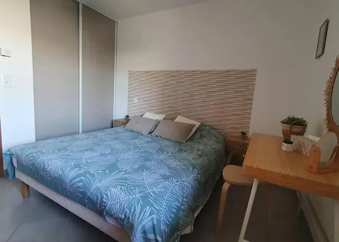 Vue Au Coeur De * Calvi (Corsica)